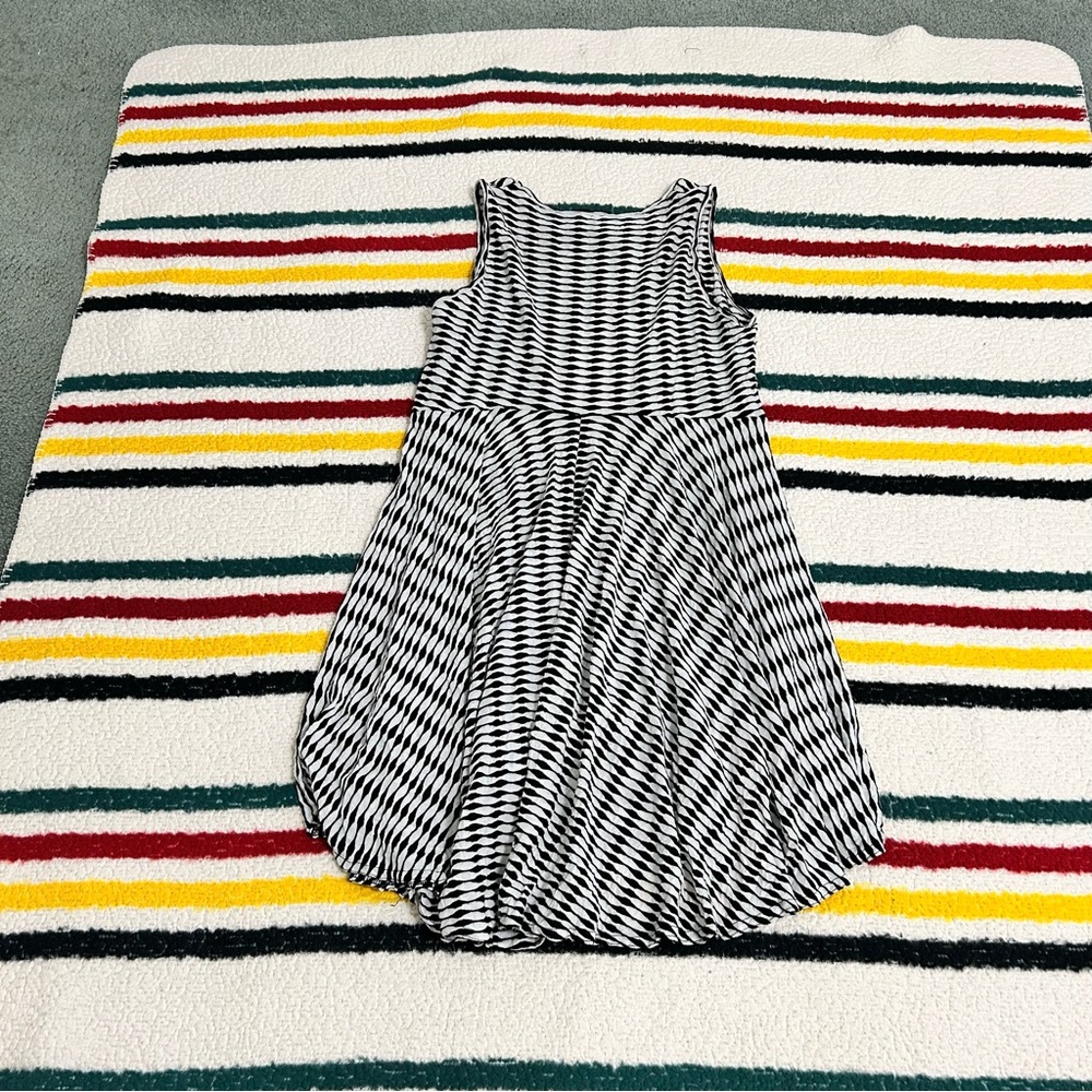Comfy USA asymmetrical hem sleeveless black and white striped mini dress